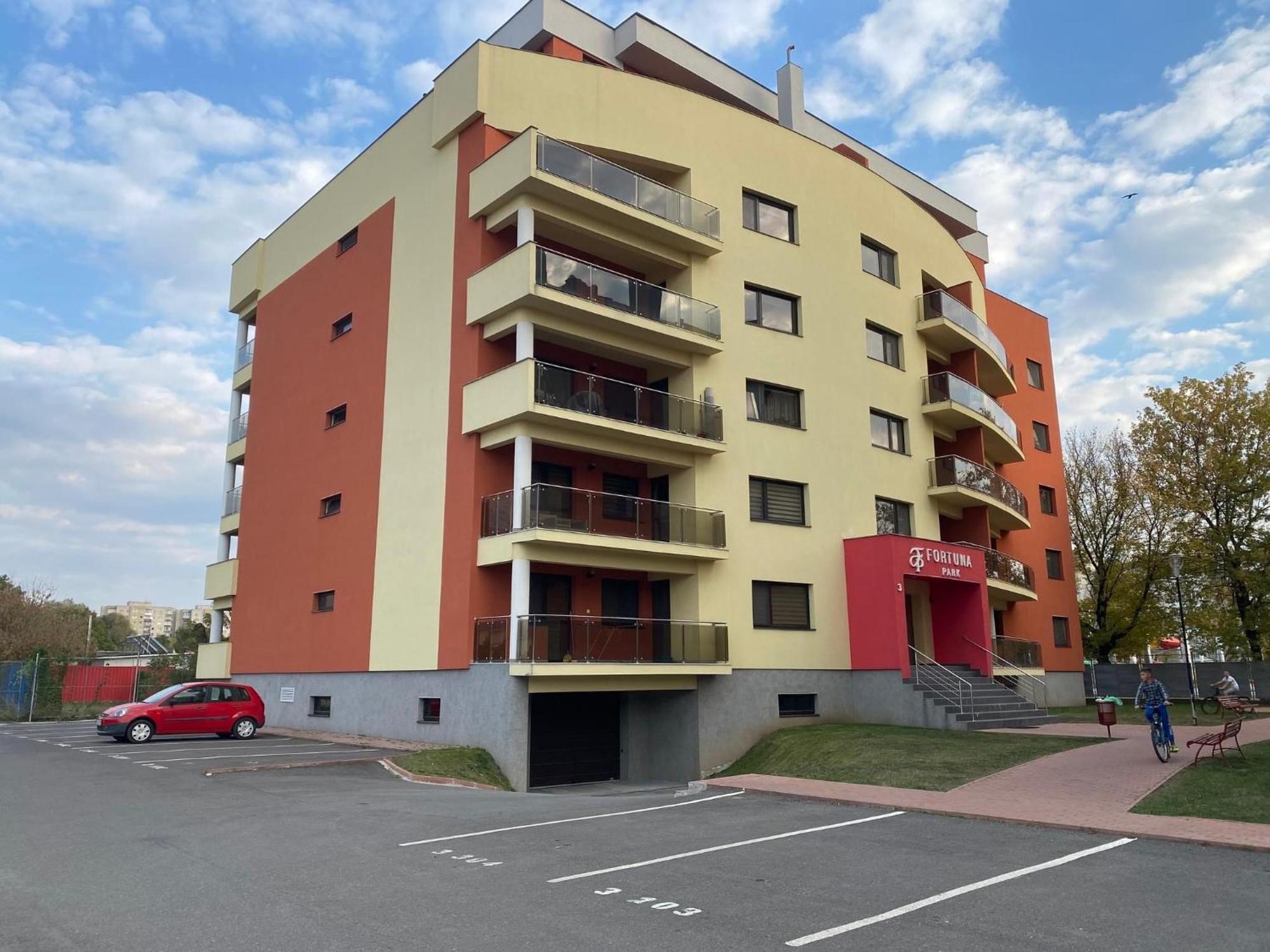 Studio Fortuna Park Sfântu-Gheorghe Exterior foto